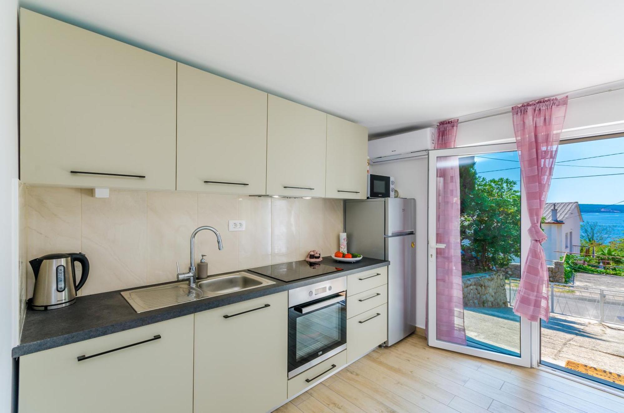 Leng Apartment Dramalj Exterior photo